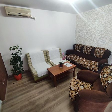 Apartmani Bellami Bečići Εξωτερικό φωτογραφία