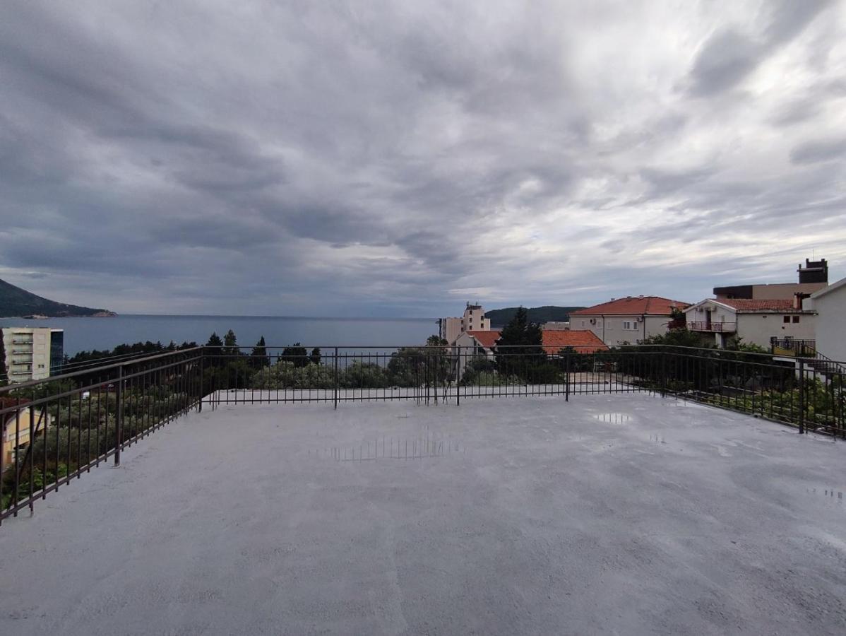 Apartmani Bellami Bečići Εξωτερικό φωτογραφία