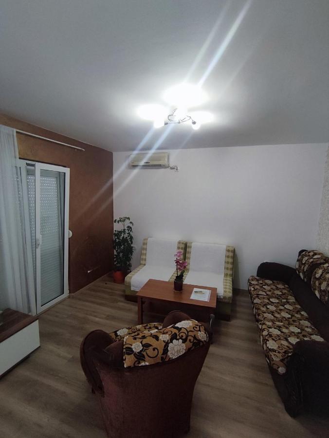Apartmani Bellami Bečići Εξωτερικό φωτογραφία